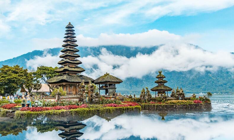 Der Tempel von Ulun Danu Bratan auf Bali. Foto: Guillaume Marques. reise nach bali indonesien