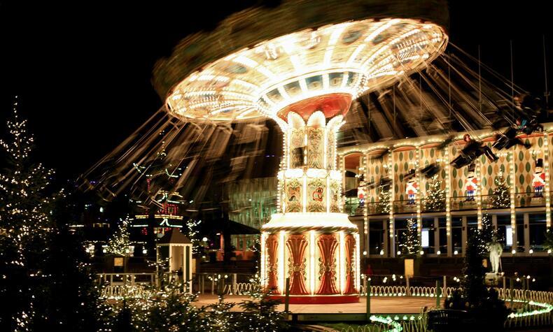 Der Vergnügungspark Tivoli ist einer der ältesten in Europa. Foto: Elena Shirnina tivoli kopenhagen dänemark
