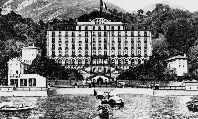Das Grand Hotel Tremezzo wurde 1910 eingeweiht und beherbergt seit mehr als einem Jahrhundert Mitglieder der Aristokratie, Prominente, Künstler und die europäische und internationale High Society. grand hotel tremezzo lago di como