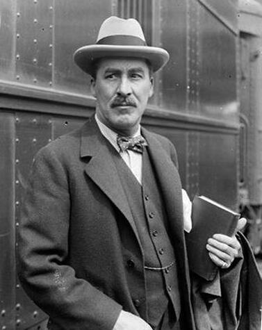 Howard Carter wurde stets als eigenbrötlerischer, ernster, ausdauernder und intuitiver Mensch beschrieben. howard Carter