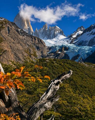 Das Fitz-Roy-Massiv und einer seiner Hängegletscher in der Umgebung von El Chaltén. Foto: Gonzalo Gimeno.