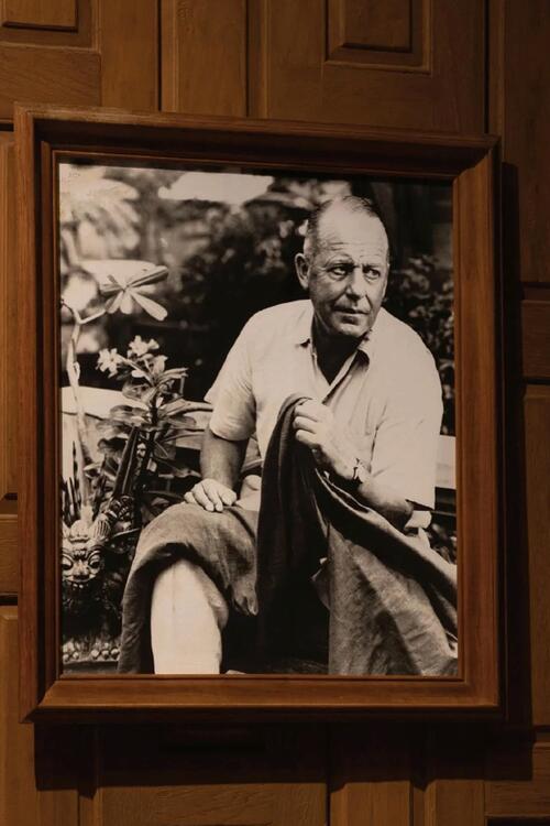 jim-thompson-legend-seda-schwanz und