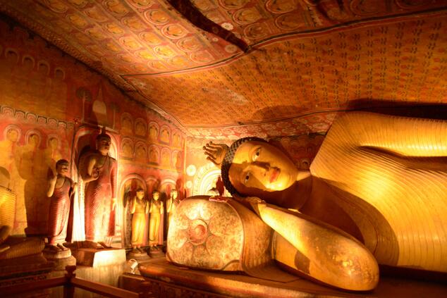 reisen luxusinsel sri lanka spiritualität geschichte dambulla buddha-tempel.