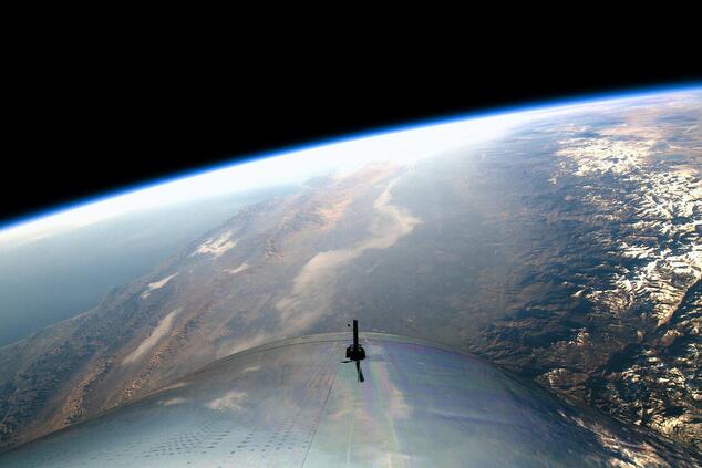 mit Virgin Galactic ins All reisen