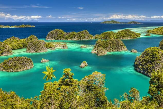 Der Raja Ampat-Archipel besteht aus 1.500 Inseln. raja ampat