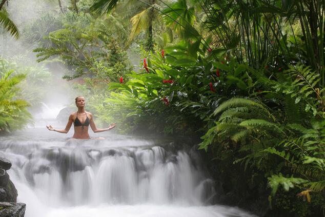 Yoga im Thermalbad