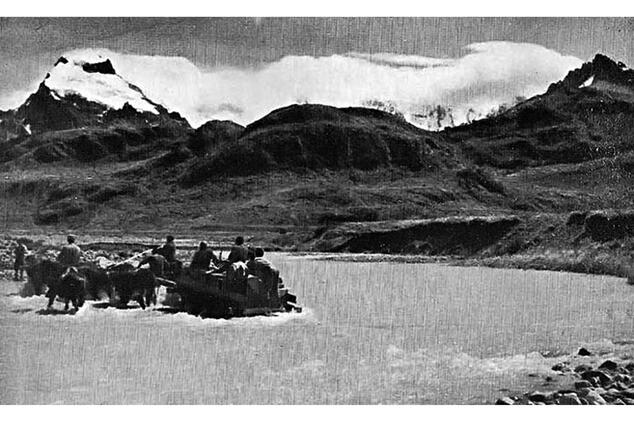 Expedition durch Patagonien, mit dem Fitz-Roy-Massiv im Hintergrund.