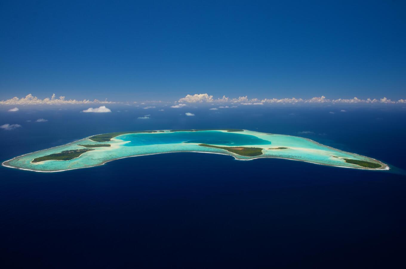 Der Luxus einer Reise nach Polynesien besteht darin, die Authentizität dieser Inseln zu entdecken, auf denen die Zeit stehen geblieben zu sein scheint. luxusreisen Polynesien abgelegene Insel